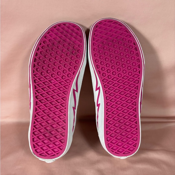 Vans Old Skool Bolt Leather Pop Pink Glow Low Top Unisex Shoes W's 7.5/ M's 6 - Picture 11 of 11